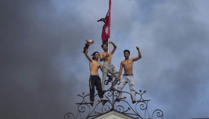 “Z世代”抗议正在亚洲蔓延