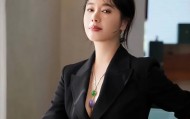 她曾是体操冠军,16岁被姜文带进娱乐圈,因长相太美绯闻数不清