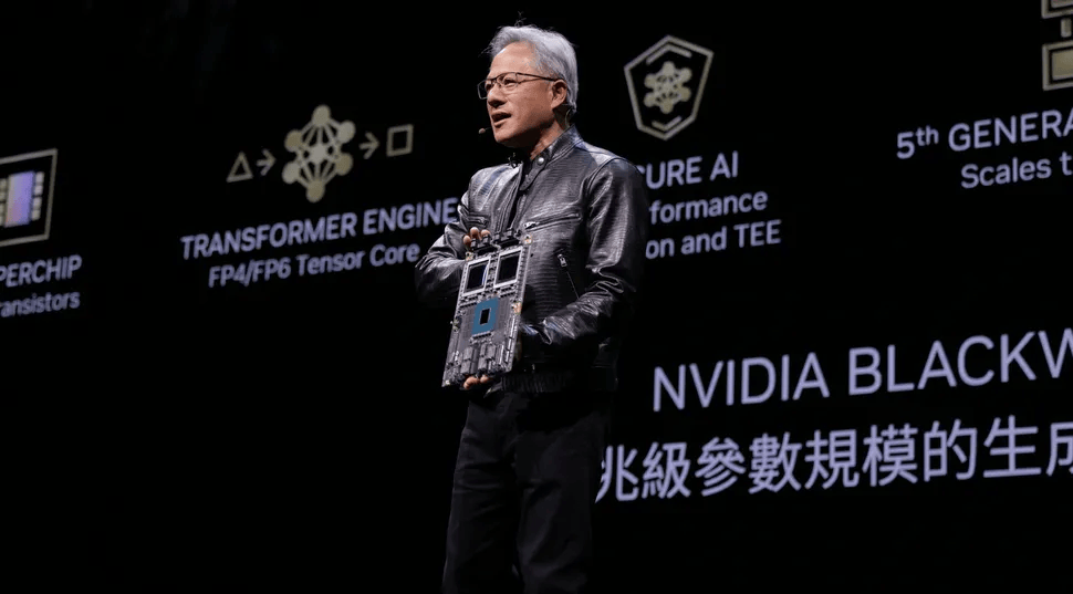 英伟达CEO黄仁勋近三个月出售近600万股股票，价值约7亿美元