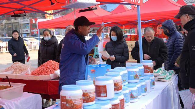 安阳举办首届供销年货大集