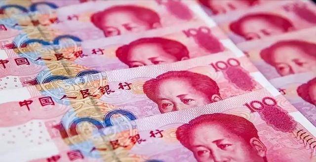 全球货币支付差距对比，美元49%，欧元跌至22%，人民币令人意外