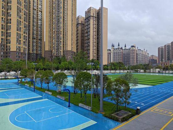 38所新建中小学、幼儿园下月投用，新增学位63000个
