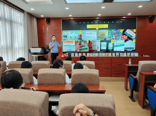 都匀市：开学第一课为起点筑牢学生禁毒 与法治思想防线