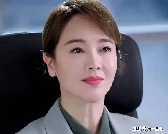 左小青：她曾是体操冠军，16岁被姜文带进娱乐圈，因长得太美绯闻多如牛毛