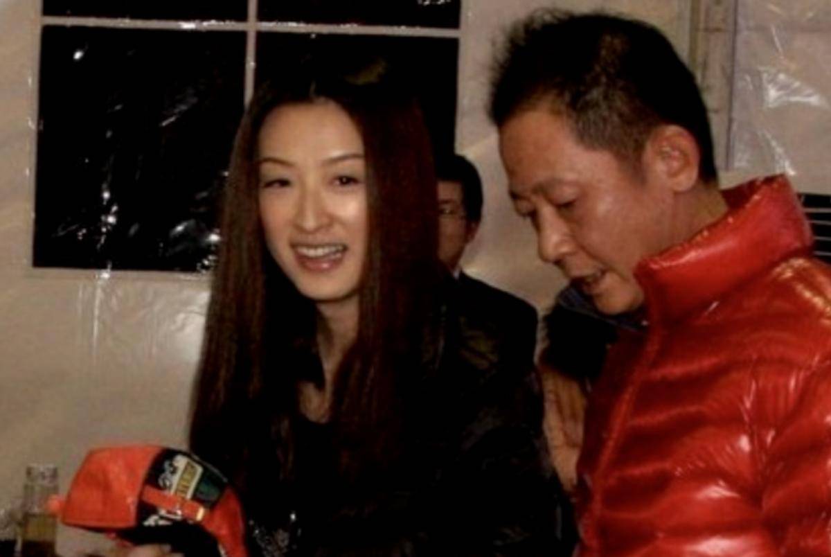 非典型帅哥王志文：曾被整个影视圈拒绝，靠啥成“女神收割机”？