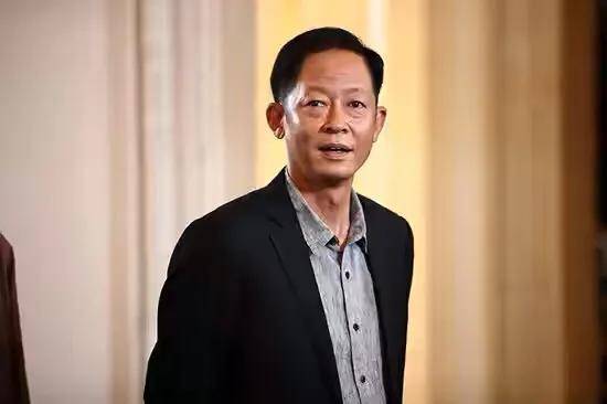 非典型帅哥王志文：曾被整个影视圈拒绝，靠啥成“女神收割机”？