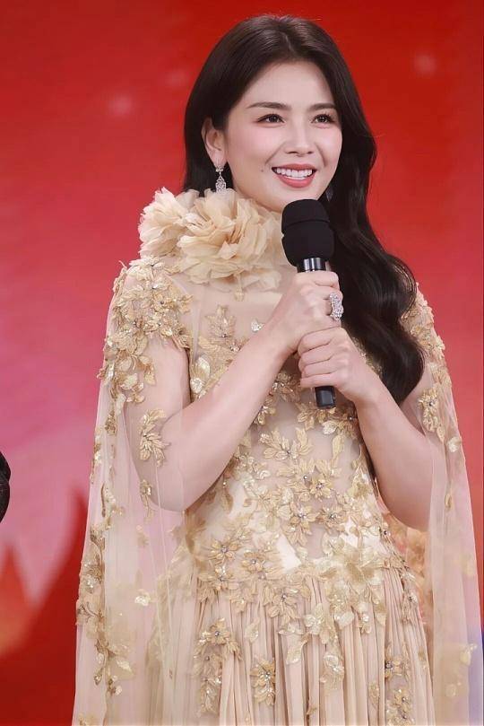 替夫还债、有私生女、炒币亏12亿…刘涛到底得罪了谁？